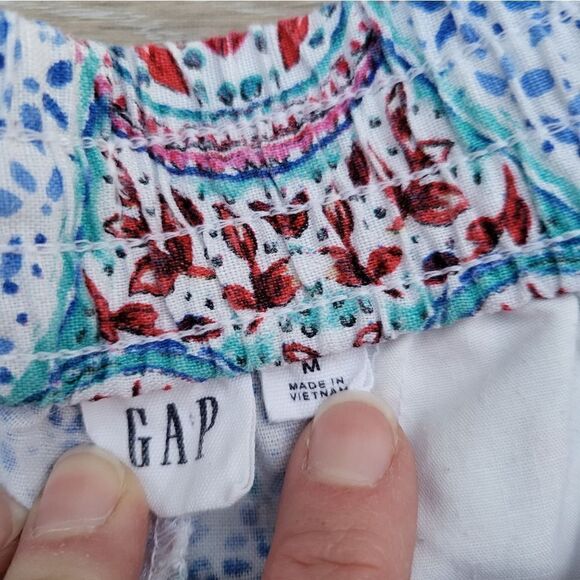 Gap size med patriotic summer shorts - Picture 5 of 10